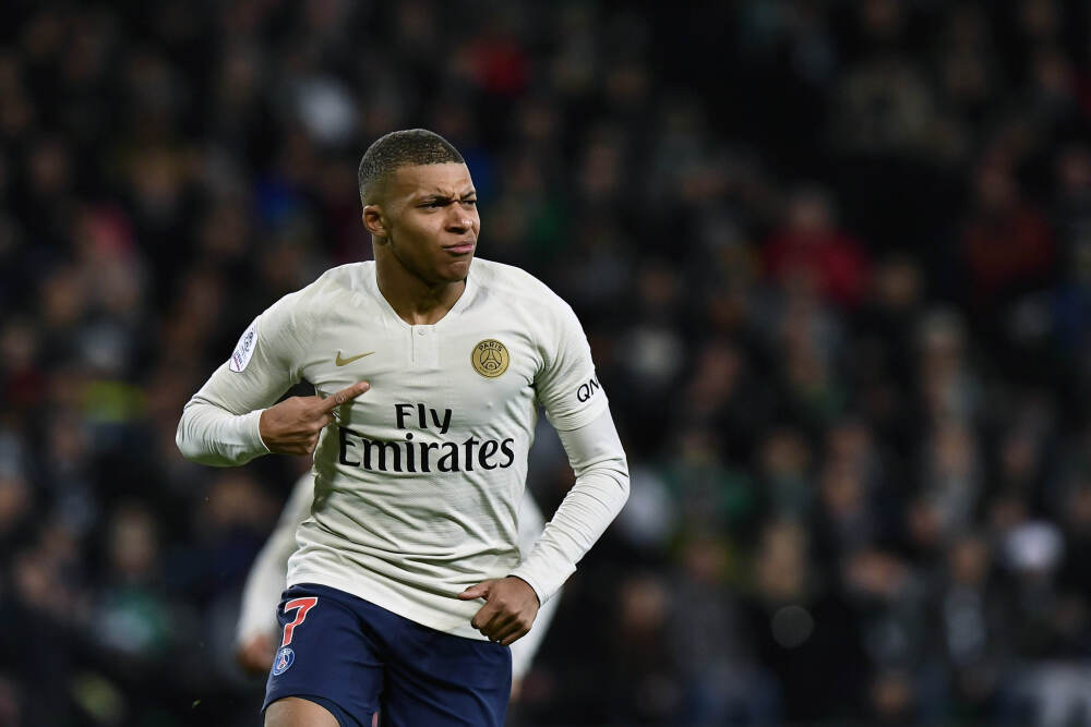   刑释人员任国企“高管”, 踩了哪些“红线”| 新京报快评